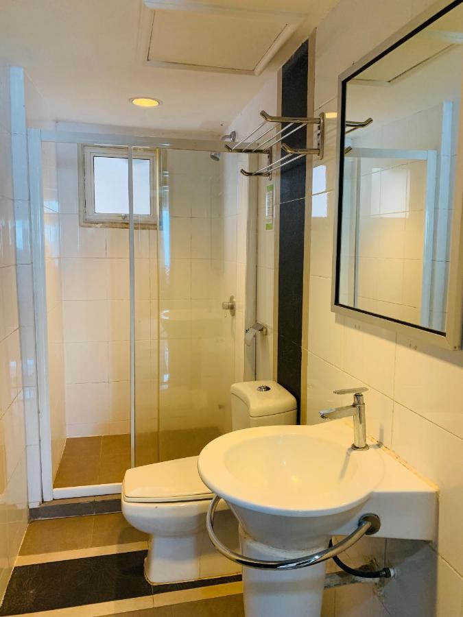 Likas Square - Kk Spacious Homestay Kota Kinabalu Exterior photo